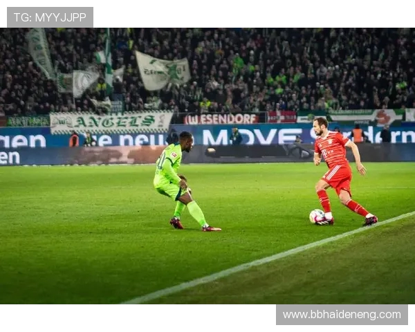 悼念厄瓜多尔前国脚皮内达枪击遇难年仅33岁足球界痛失英才永远铭记